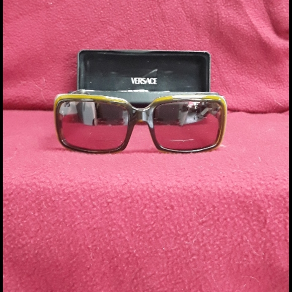 Versace Sunglass Frames With RX in Them - Picture 5 of 5